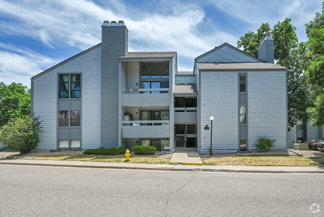 Building Photo - $1,450.00, 1-bedroom, 1-bathroom Lower Lev... Unit M03 Rental