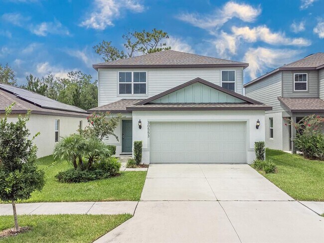 Photo - 30553 Gilbern Rd House
