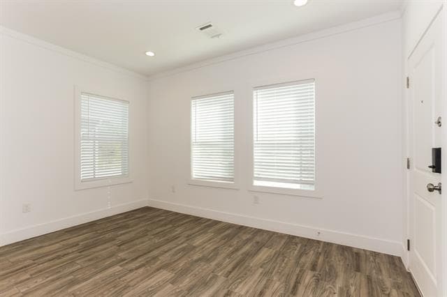 Photo - 2112 Belzise Terrace