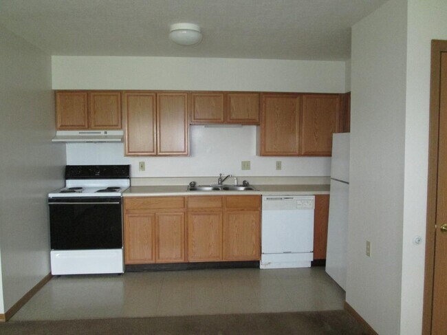 Dylan Heights Apts