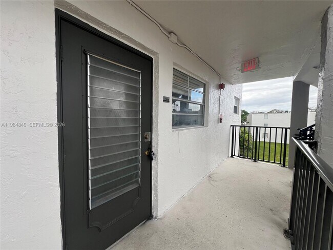 Photo - 14155 SW 87th St Unidad E310