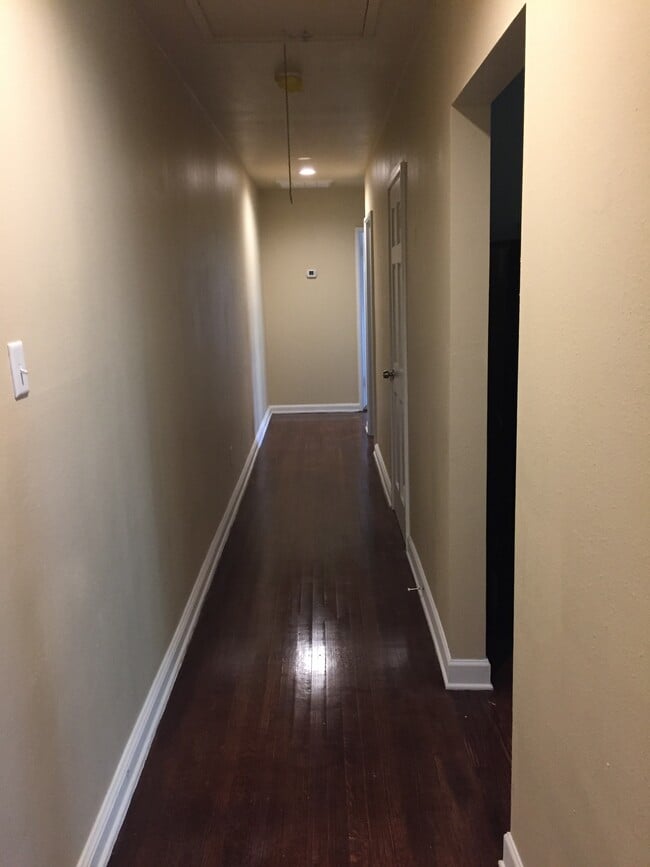 Photo - 1911 Metairie Ave Apartments