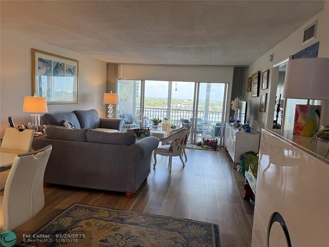 Photo - 1523 E Hillsboro Blvd Condo Unit 1036