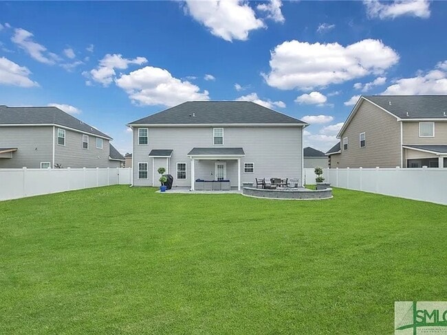Photo - 4 bedroom beautiful home available August 10!!