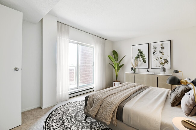 Photo - South Centrepointe