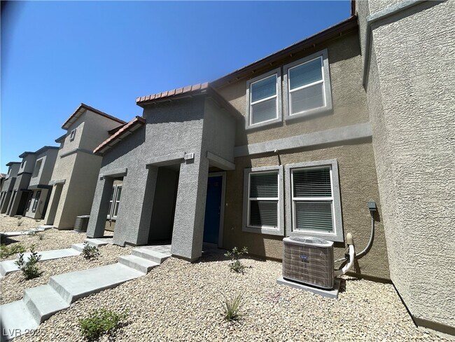 Photo - 9916 Tangerine Hls St Townhome