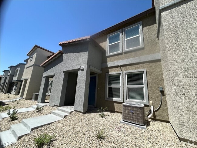 Building Photo - 9916 Tangerine Hls St Rental