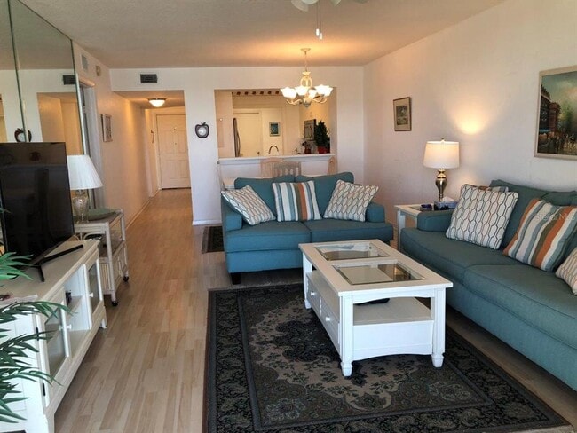 Photo - 6085 Bahia Del Mar Cir Unidad 170