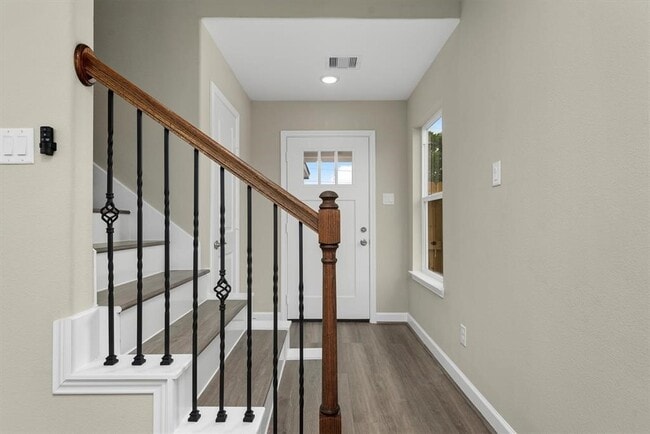 Photo - 7937 Fields St