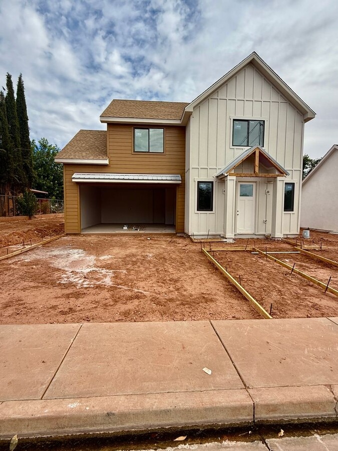 BRAND NEW Three Bedroom Home in Downtown W... - BRAND NEW Three Bedroom Home in Downtown W...