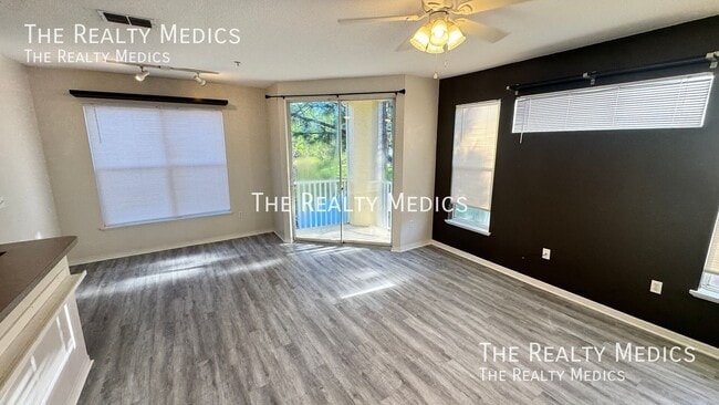 8913 Legacy Ct