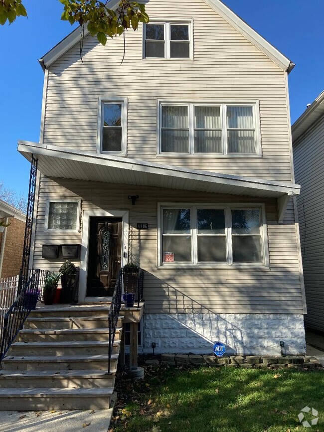 Building Photo - 4406 S Maplewood Ave Rental