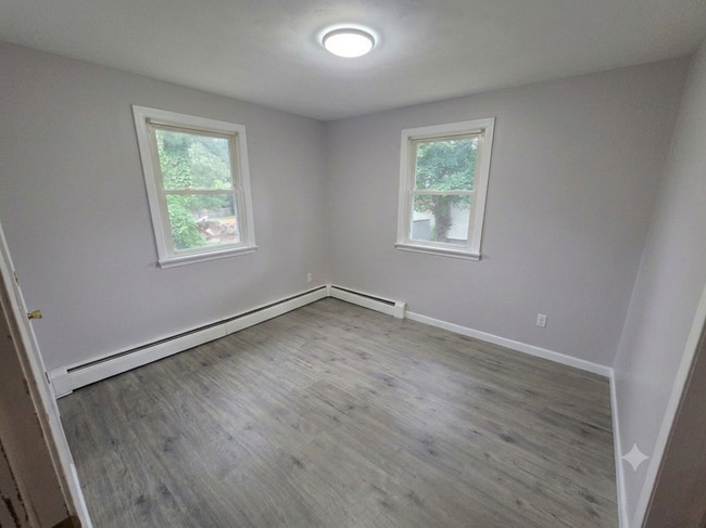Photo - 2015-2017 Corbin Ave Unit 5