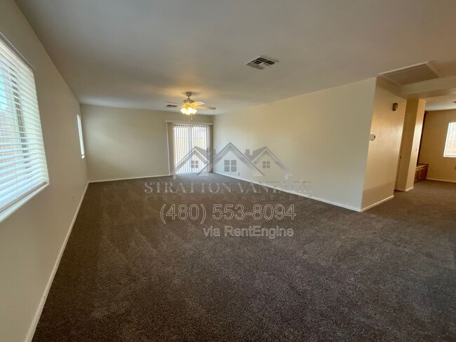 Photo - 25654 W Satellite Ln