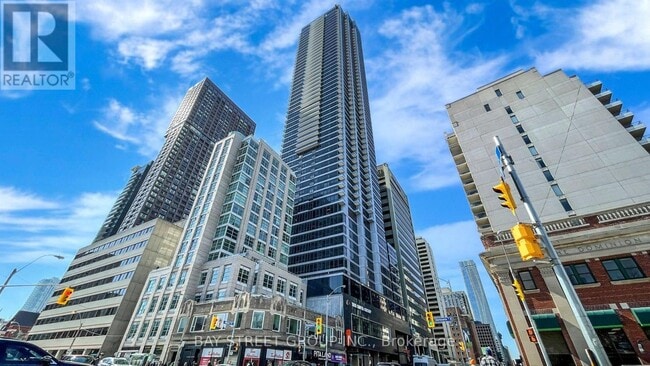 Photo - 395 Bloor St E Unit 4206