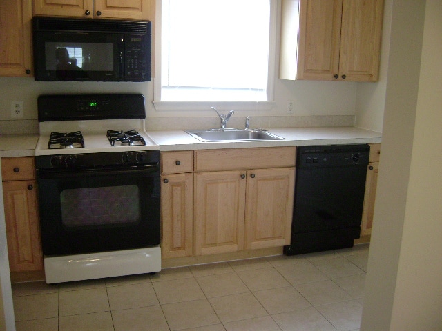 A Unit: Kitchen