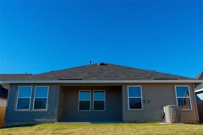 Photo - 223 Las Lomas Dr