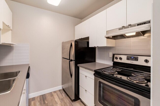 Photo - Glengrove Manor