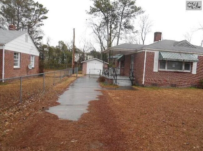 Photo - 121 Brookland Cir