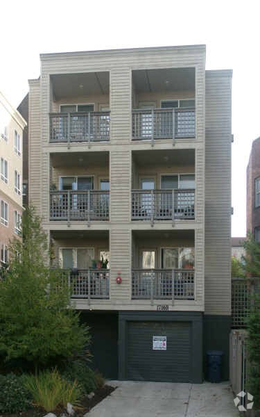 Photo - 1716 Boylston Ave