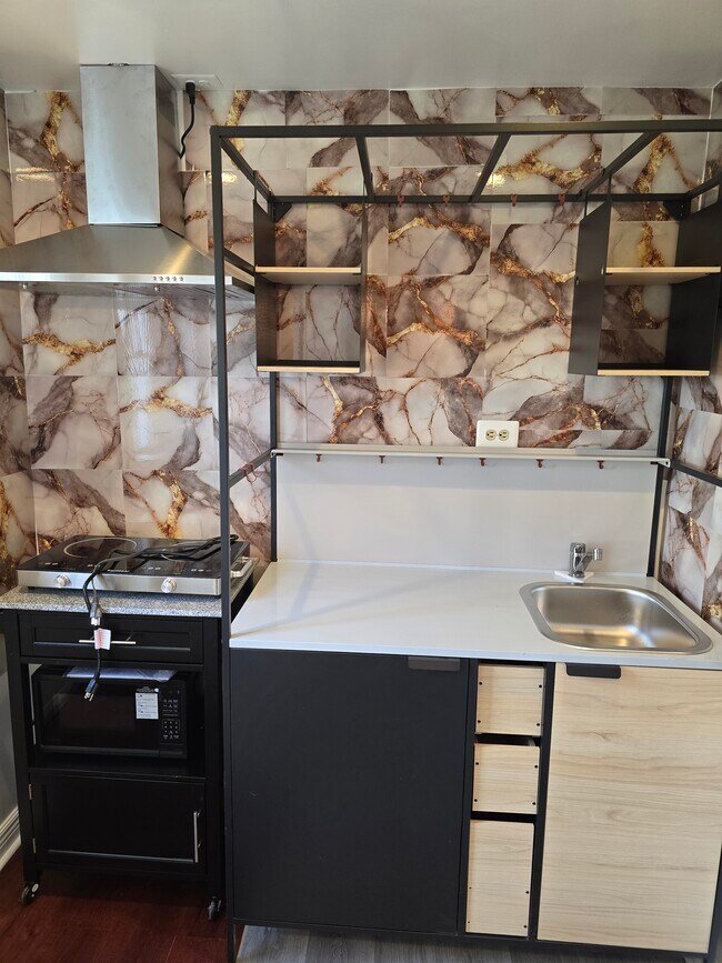 Photo - 8604 Briarwood Ct Unidad Basement apartment