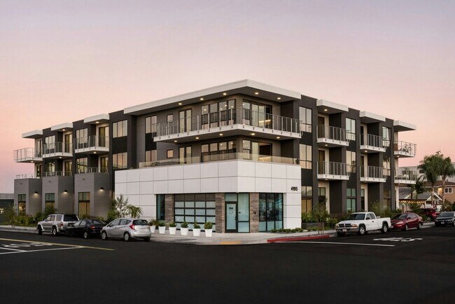 Photo - 4195 Kansas St Unit 307