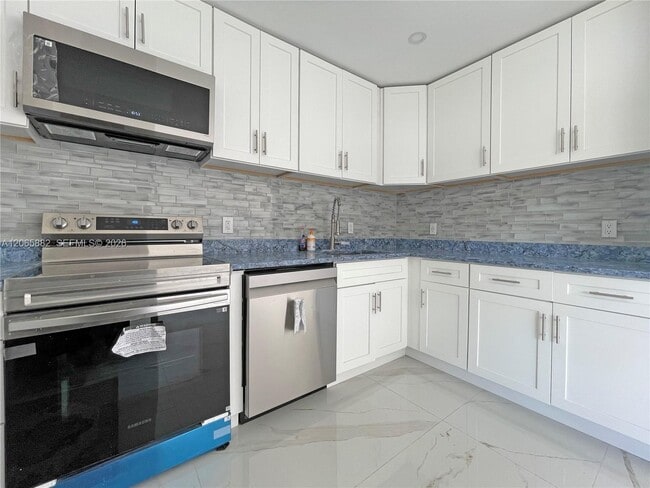 Photo - 1606 NW 12th Ave