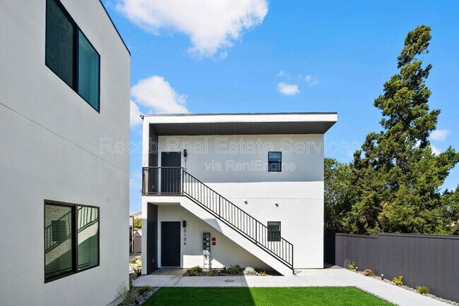 Photo - 5116 69th St Unidad 5112