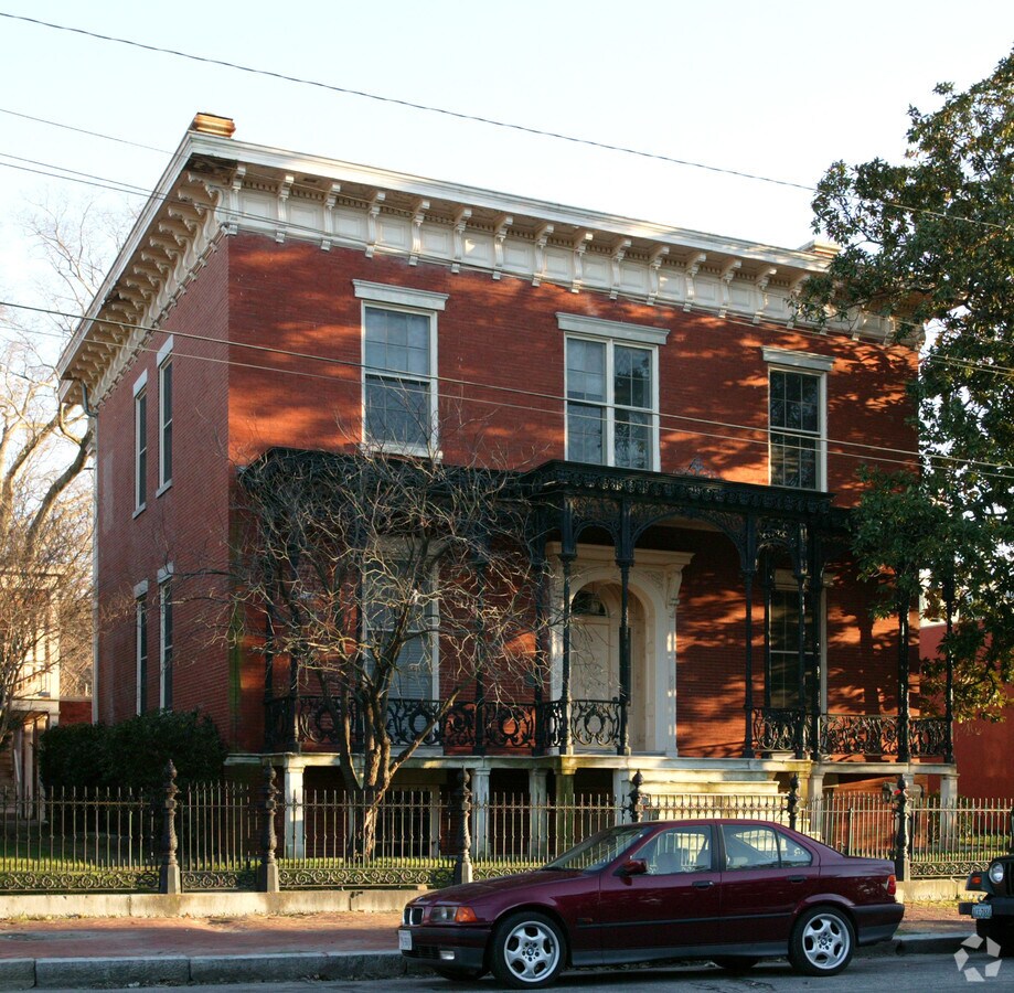 Photo - 205 N 19th St