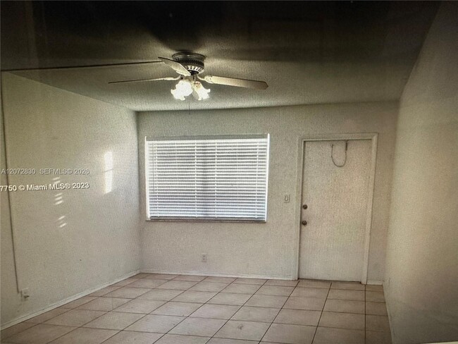 Photo - 2826 Van Buren St Unit 18