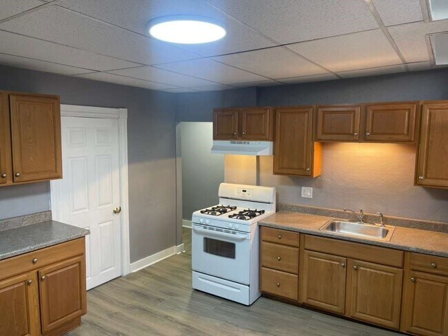 Photo - 342 Broadway Unit CR