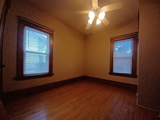 Photo - Excellent 3 bedroom Single Family in St Paul!!