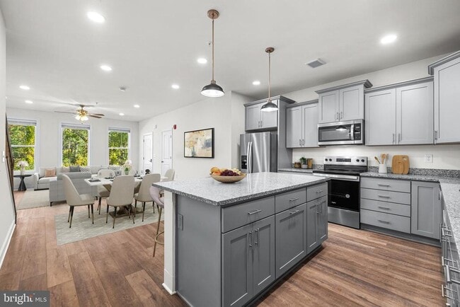 Photo - 900 Gilbert Rd Unit 3645B