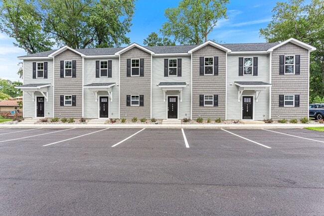 1648 MacIntosh Drive, Unit 1648