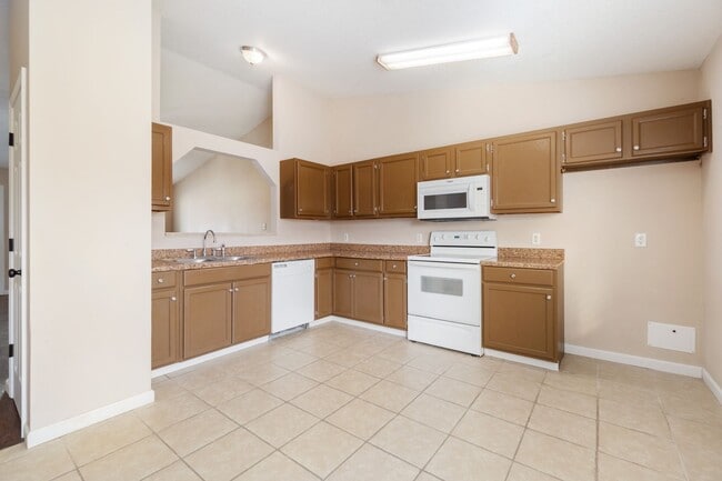 Photo - 2800 N 55th Cir