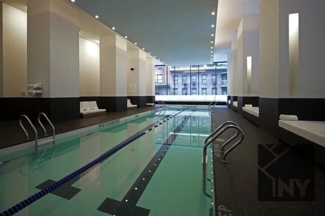 8 Barclay St Unit 26U