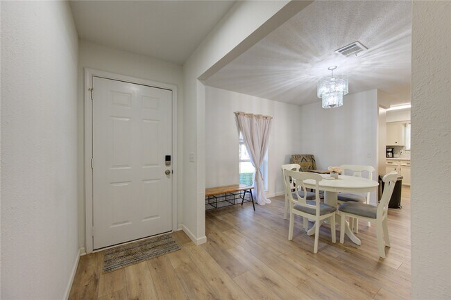 Photo - 16523 Rawhide Trail