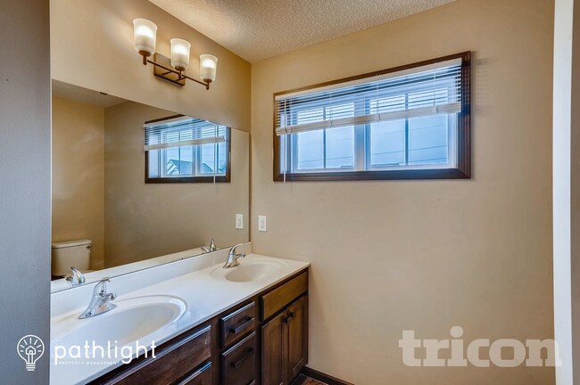 Photo - 16043 Estate Ln