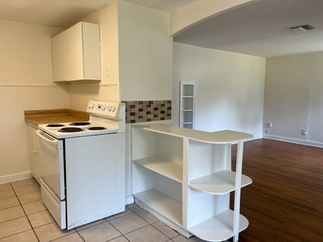 Photo - 1208 Cloverlawn Ave