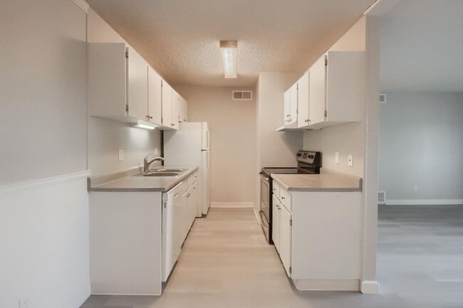 Photo - 10211 Ura Ln
