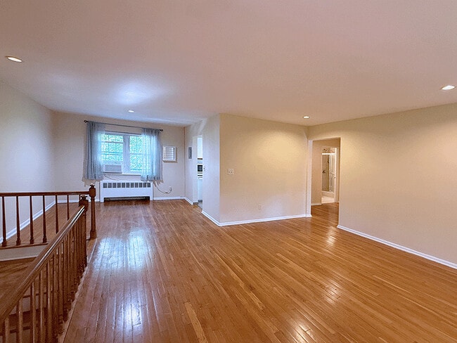 24 Wedgewood Dr