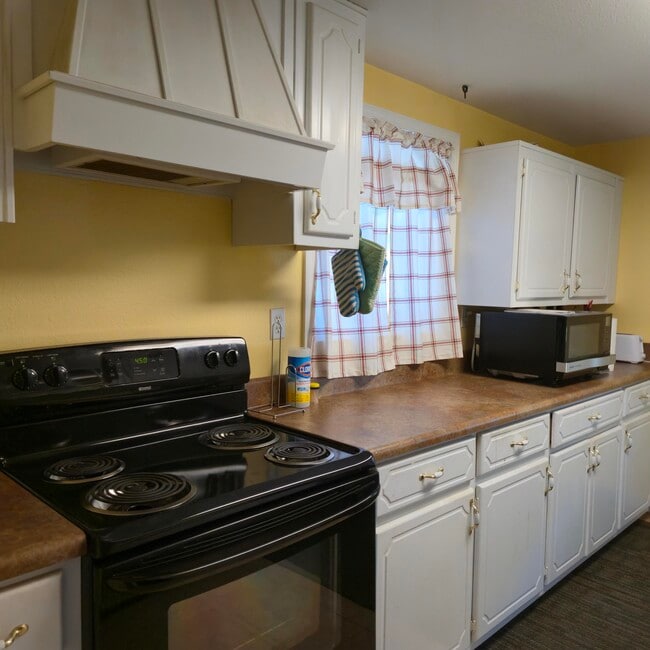 Photo - 106 Alabama Ave NW