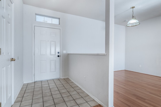 Photo - 5700 SE 87th St