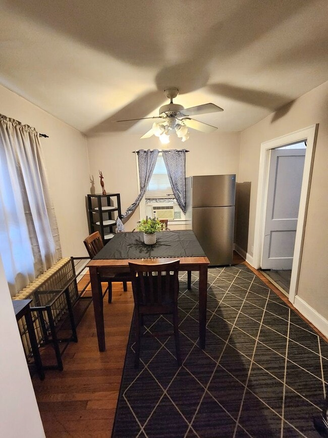 Photo - 3 Bedroom 2 story Duplex near ODU!