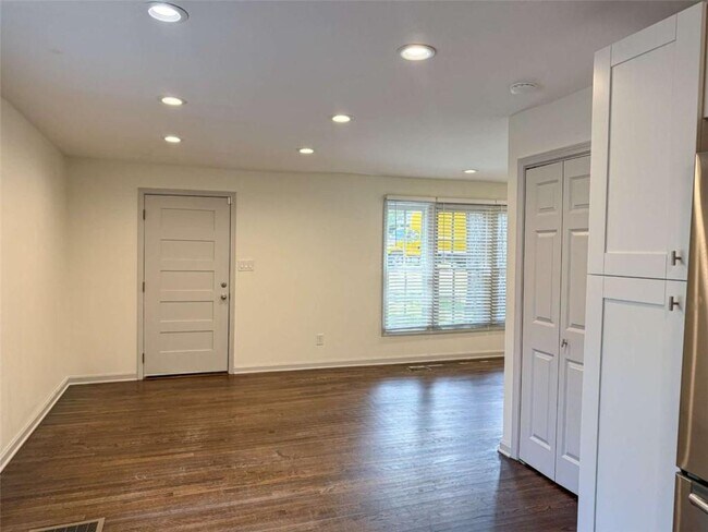 Photo - 2093 Verbena St NW