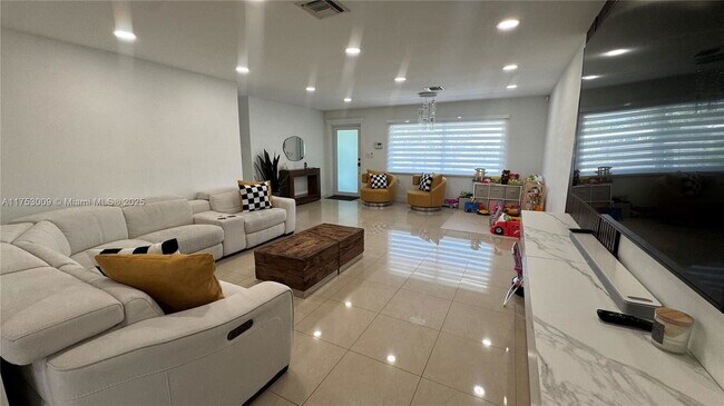 Photo - Northwest 38th Avenue, Miami Gardens, FL 3...