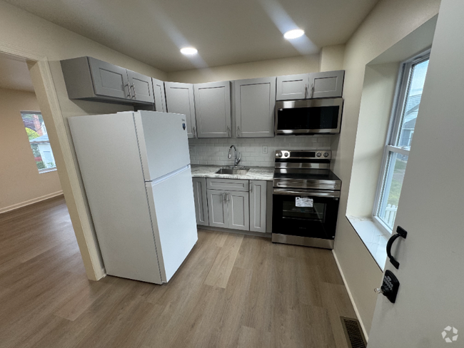 Building Photo - 517 Fairview Ave Unit 617 B Rental