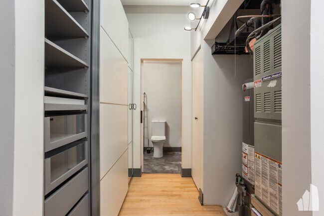 Photo - 633 S Plymouth Ct Unit 404