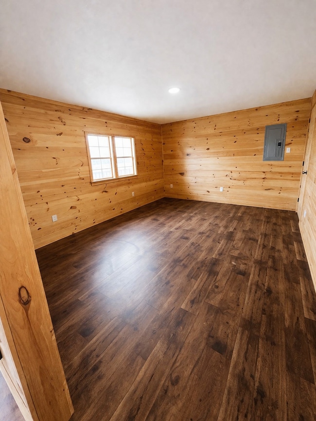 Photo - 73 Redbud Trl