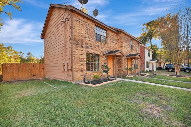 Photo - 1706 Longview St Unit 1